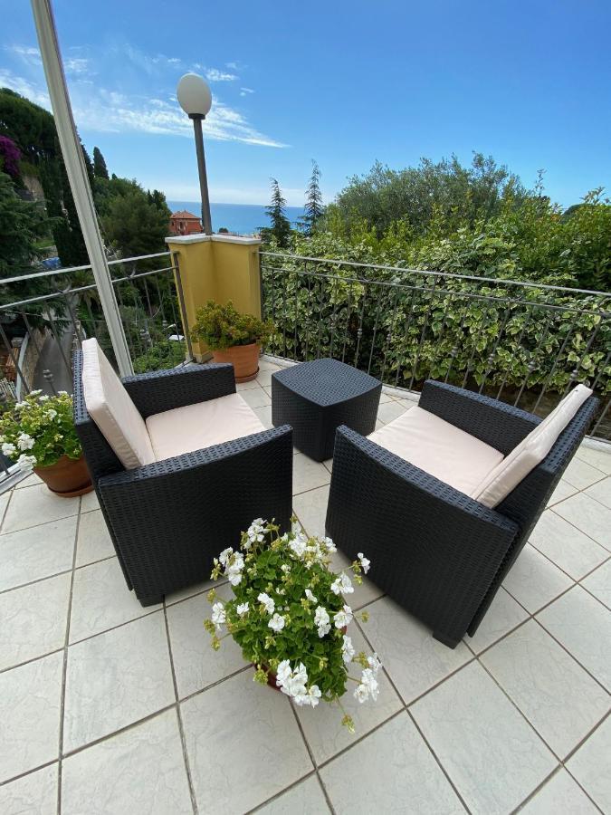 Hotel Rio Alassio Luaran gambar