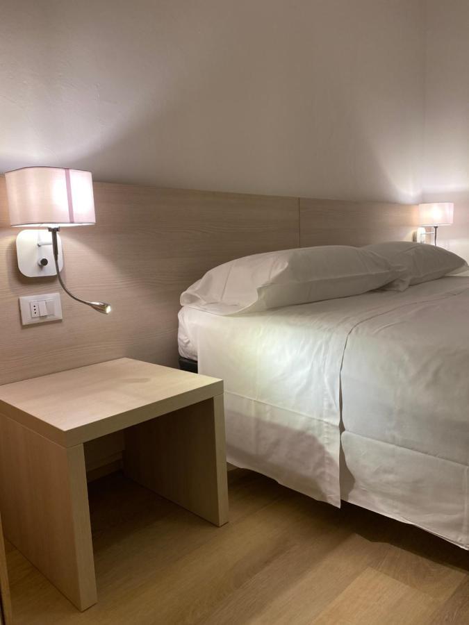 Hotel Rio Alassio Luaran gambar